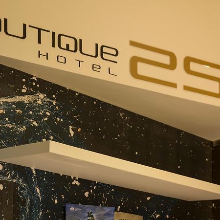 Boutique 25H By Eva Stay 018 Nis Exterior photo
